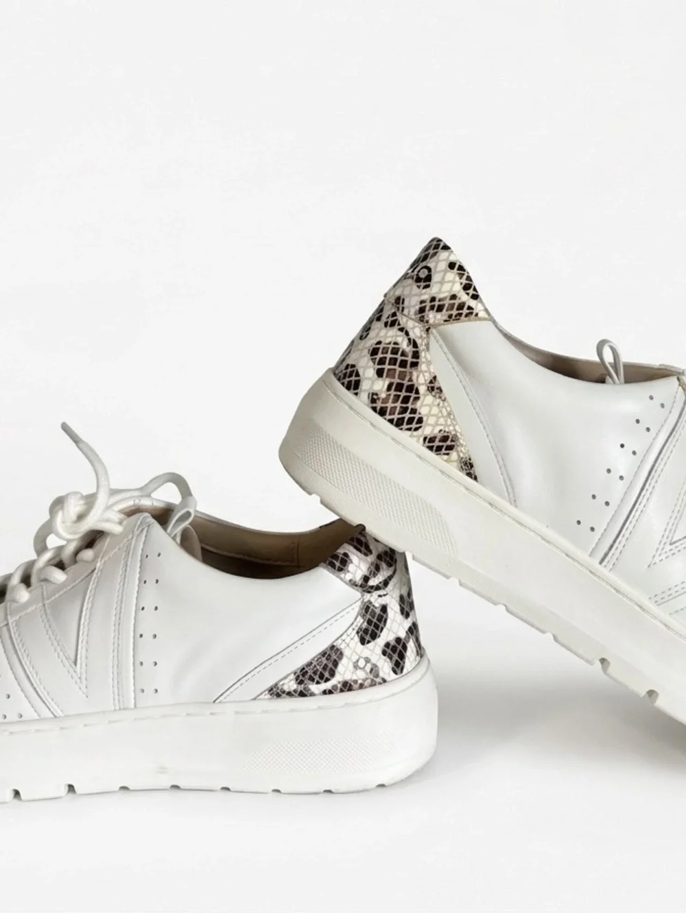 Vionic Simasa White Leather Chunky Platform Sneakers Snakeskin Trim 7